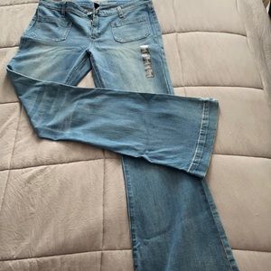 Women’s GAP Flare Coupe Jeans